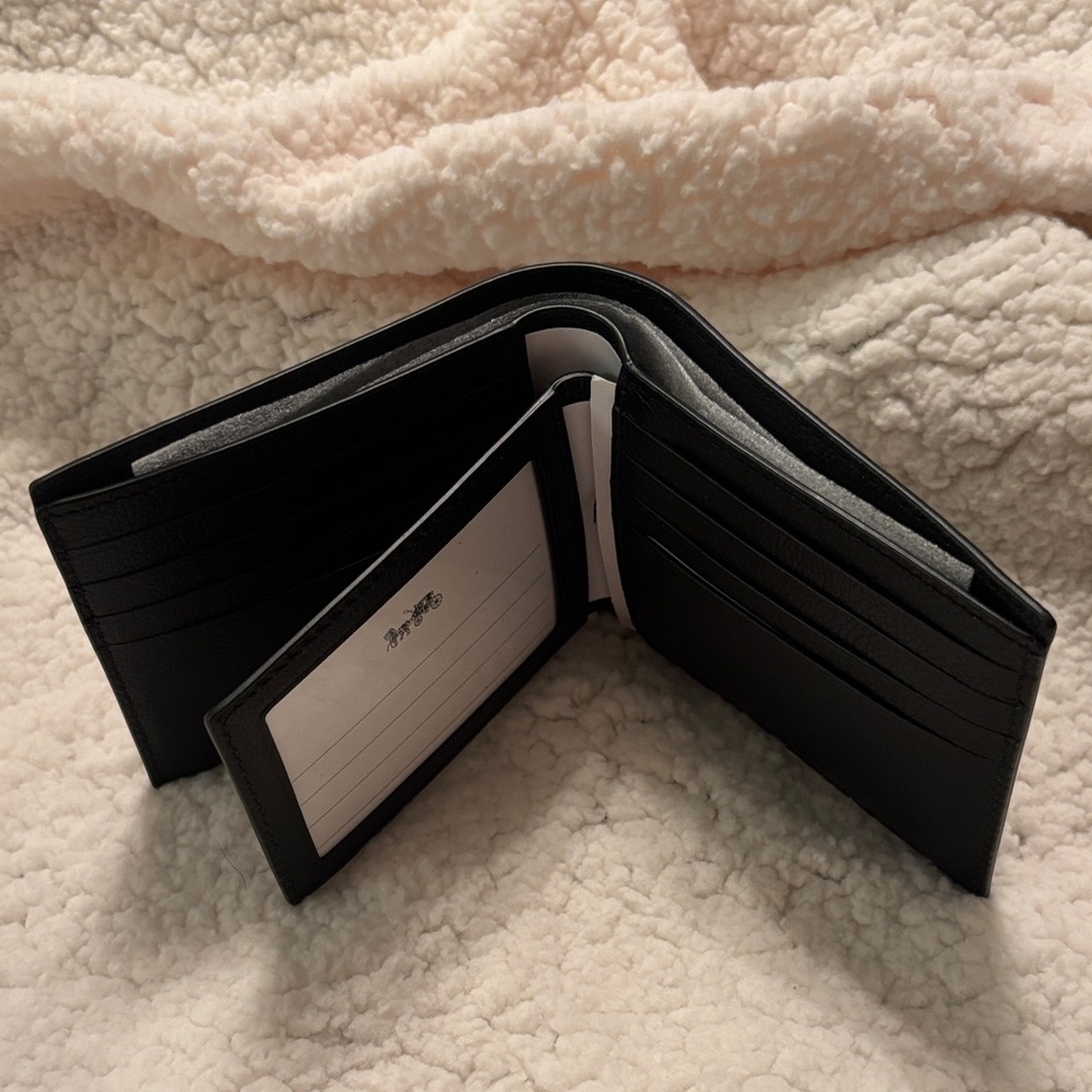 Coach Black Leather Card Holder - Picture 5 of 6